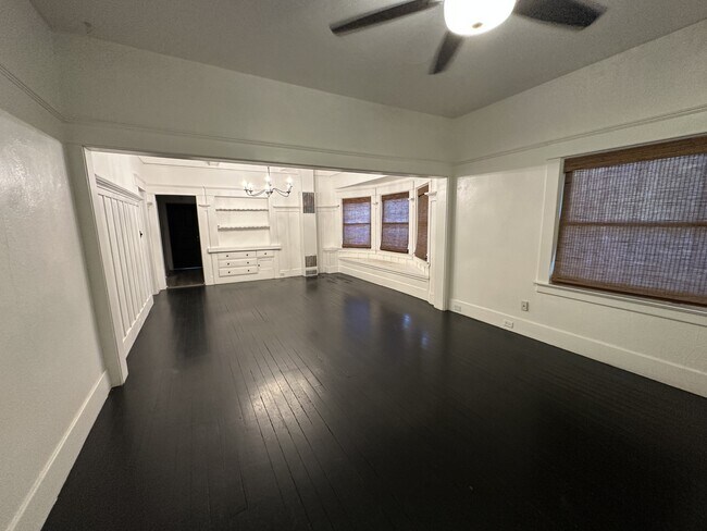 Photo - 2100 22nd St