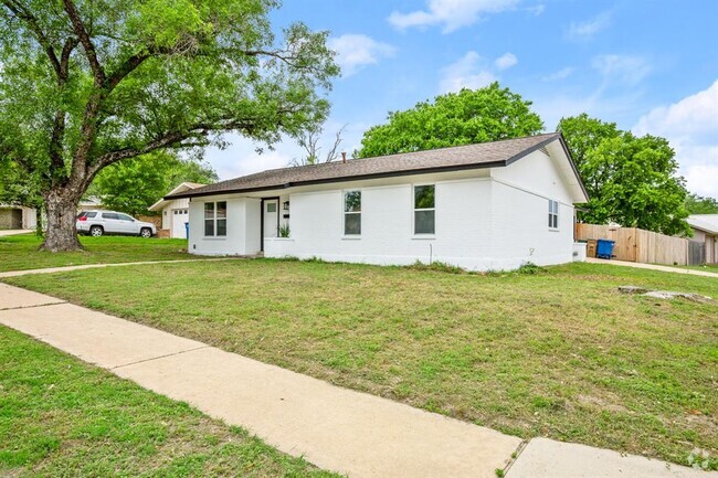 Building Photo - 9006 Lodge Ct Rental