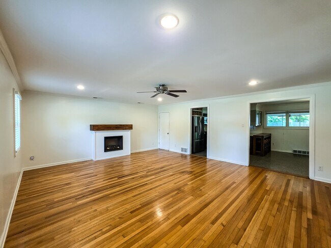 Photo - 5226 Princeton Rd