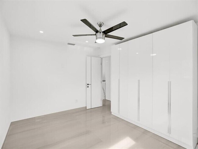 Photo - 4530 SW 34th Dr