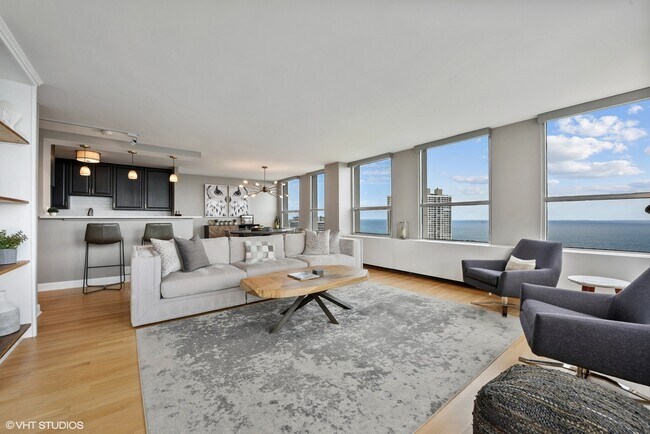 Photo - 2626 N Lakeview Ave Unit 3003