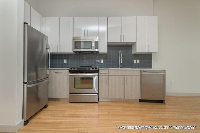 320 D St Unit 129