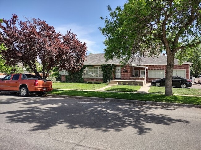 Building Photo - 815 W 300 S