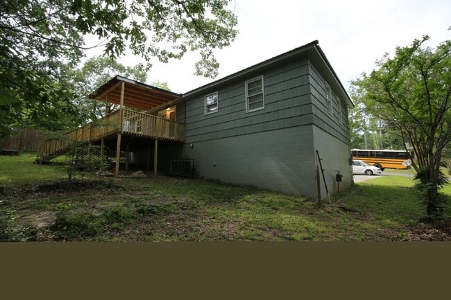 Photo - Stylish, Spacious & Updated – Don’t Miss T...