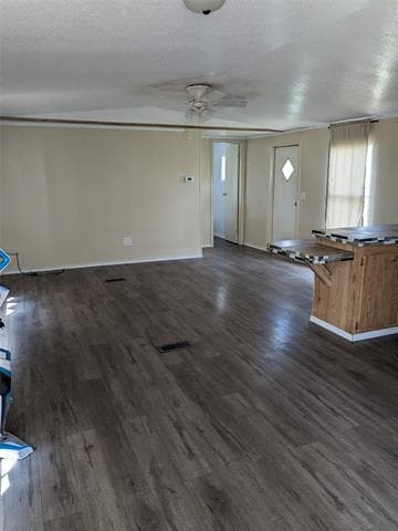 Photo - 727 Gibson St