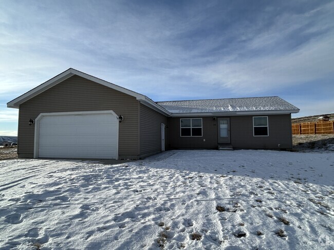 Building Photo - 28 Cheyenne Trail Rental