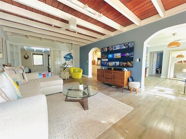 Photo - 1175 NE 131st St