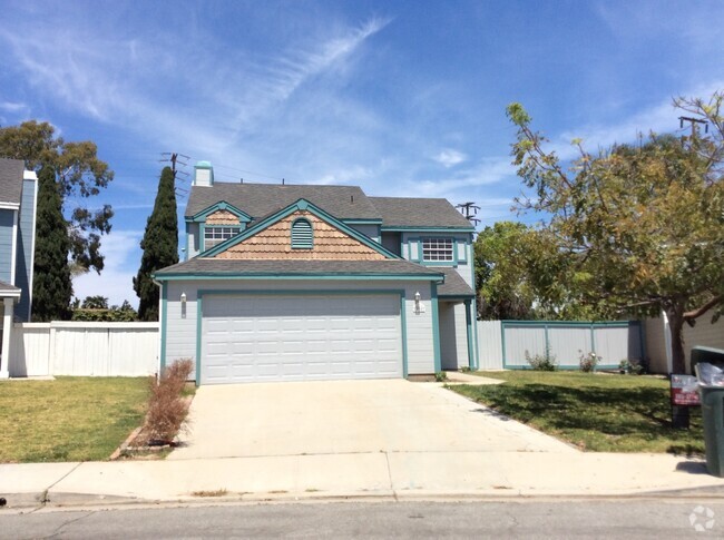 Building Photo - East Ventura spacious 4 bedrooms with one ... Rental