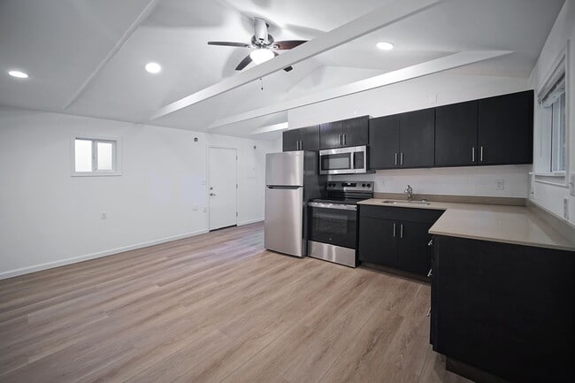 Photo - 3801 SW Hamilton St Unit ADU