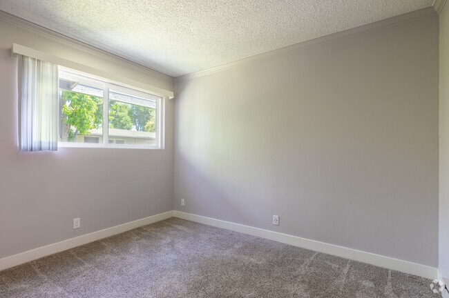 1BR, 1BA - 500SF