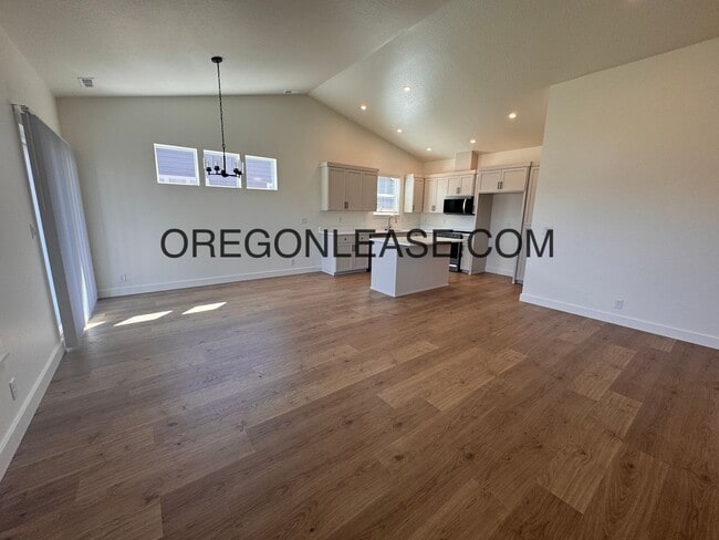 Photo - Gorgeous New Construction in Brand New Veneta Subdivision