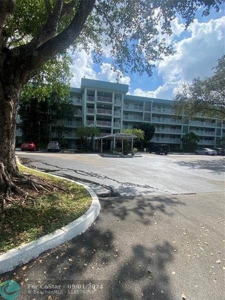 Photo - 802 Cypress Grove Ln Condominio Unidad 408