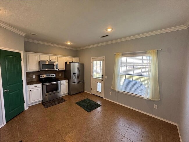 Photo - 6505 S 50th St