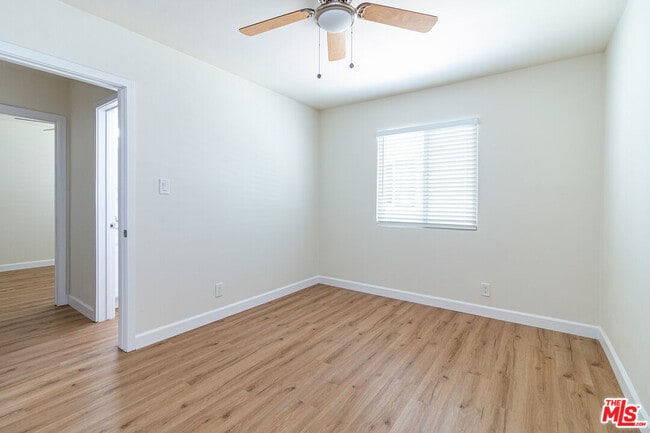 Building Photo - 12572 Washington Blvd Unit 2