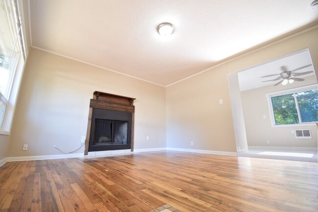 Photo - 3 Bedroom 1Bath House, Quiet neighborhood with park across the street