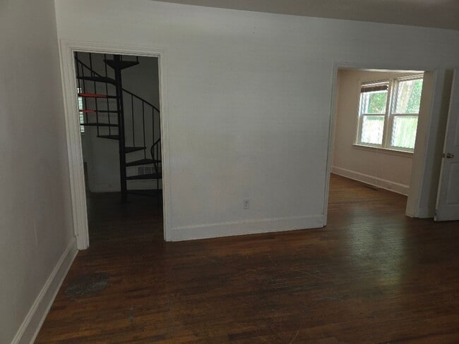 Photo - 1503 Laurel St