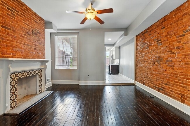 Photo - 2323 N Calvert St