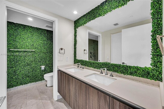 Photo - 488 NE 18th St