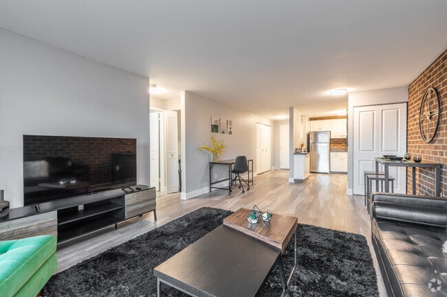 1 BR, 1 BA - Living Area