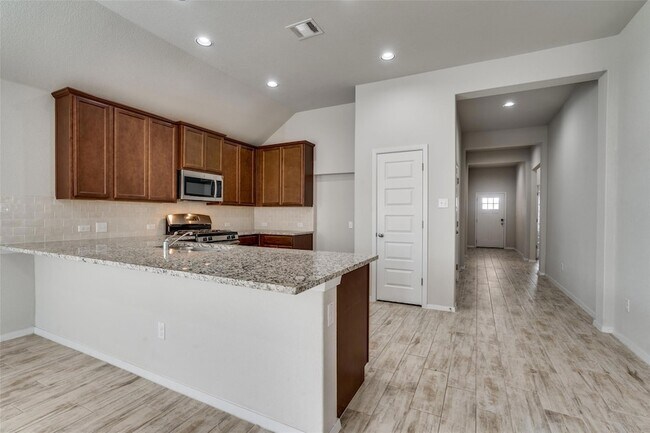 Photo - 17119 Alturas Ave