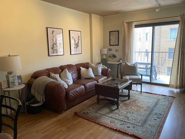 Photo - 1718 P St NW