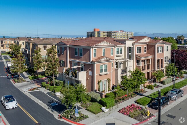 Building - Traverse at Milpitas