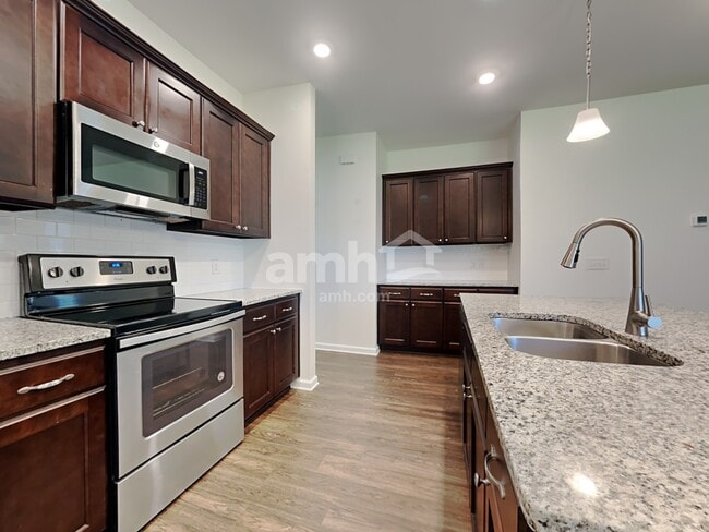 Photo - 309 Dogwood Cir