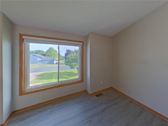 Photo - 2094 French Trace Ave