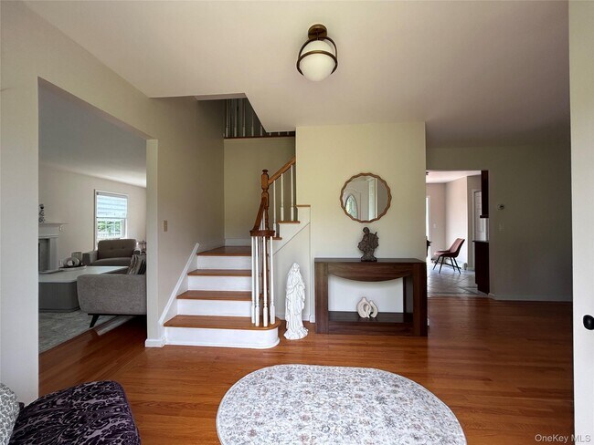 Photo - 86 Somerset Dr