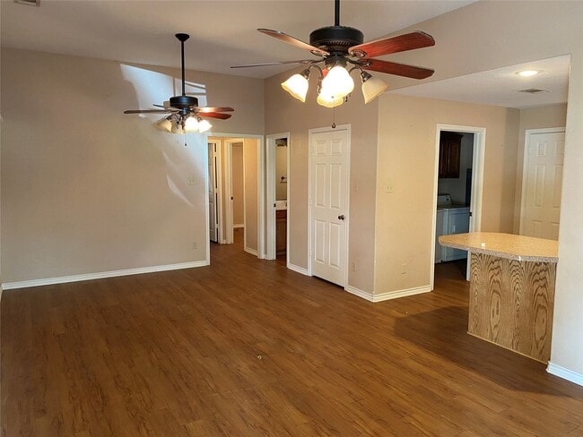 Photo - 224 Fairfield St