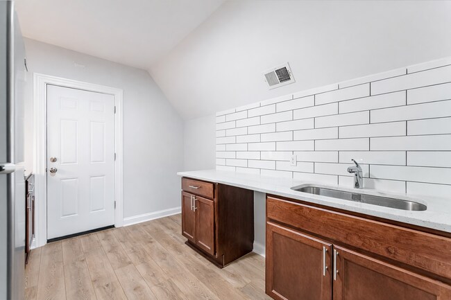 Photo - 6337 W Patterson Ave Unit 2