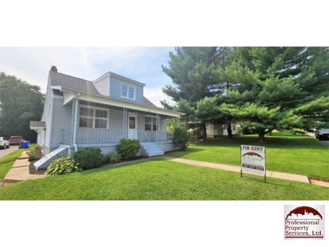 Welcome to this delightful Cape Cod - Welcome to this delightful Cape Cod House