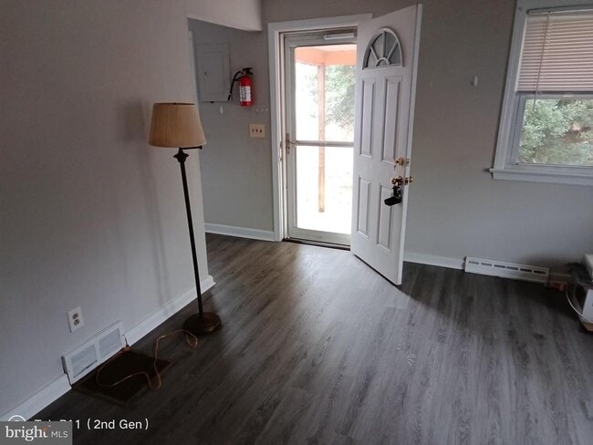 Photo - 16 N Orchard St