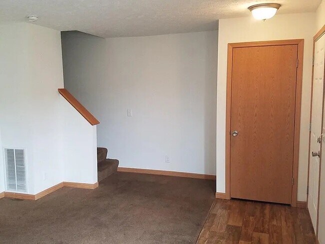 Photo - 4609 State St Unit 16
