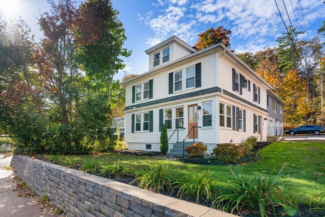 181 Main St