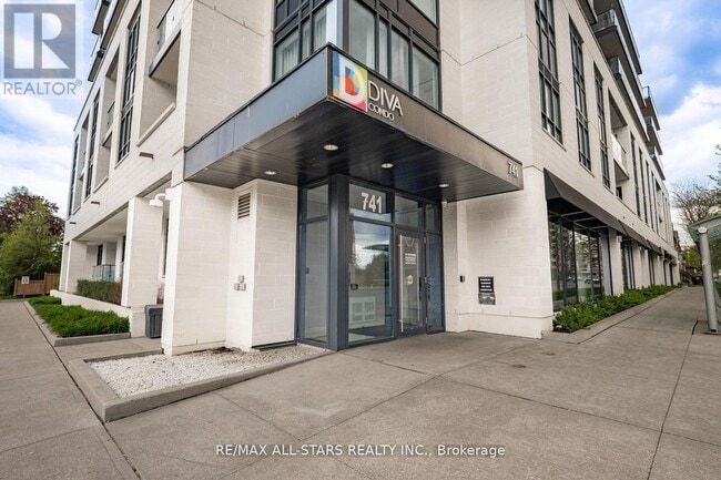 Photo - 741 Sheppard Ave W Unit 104