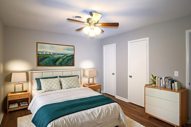 Photo - 3 Bedroom 1.5 Bath House w/Large Yard- Easy access to OHB and Nolensville Pk $2200