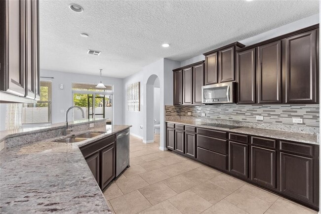 Photo - 14903 Fells Ln