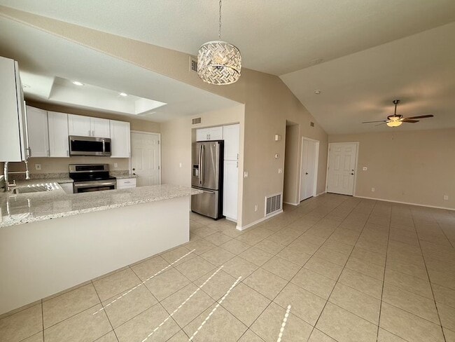 Photo - 4135 E Arbor Ave
