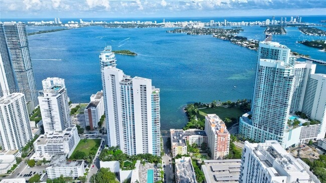Photo - 2020 N Bayshore Dr Unit 1905