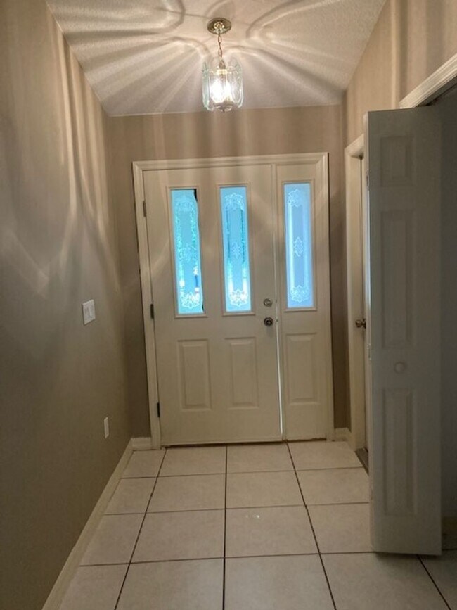 Photo - 6 Pony Ln Unidad B