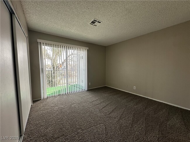 Building Photo - 4610 W Sand Creek Ave