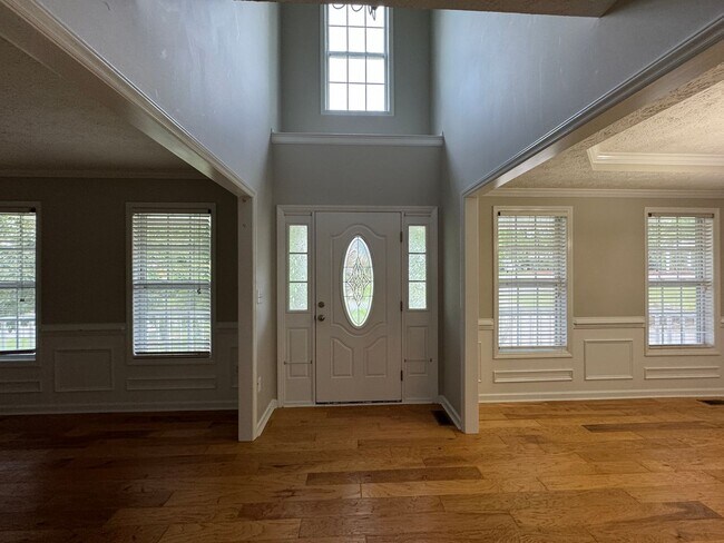 Photo - Spacious 4 Bed 2.5 Bath Home in Carolina Lakes