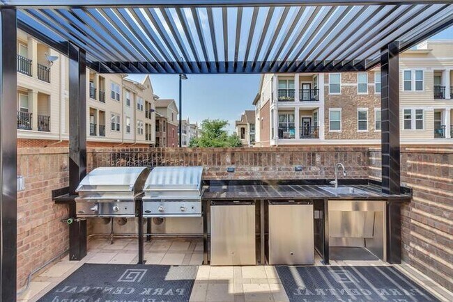 Photo - 4200 S Broadway Ave Unit b5