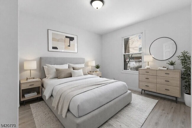 Photo - 223 Pine St Unit 1