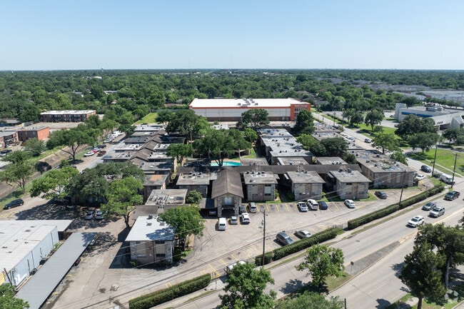 Context - Bimini Isle Condominiums