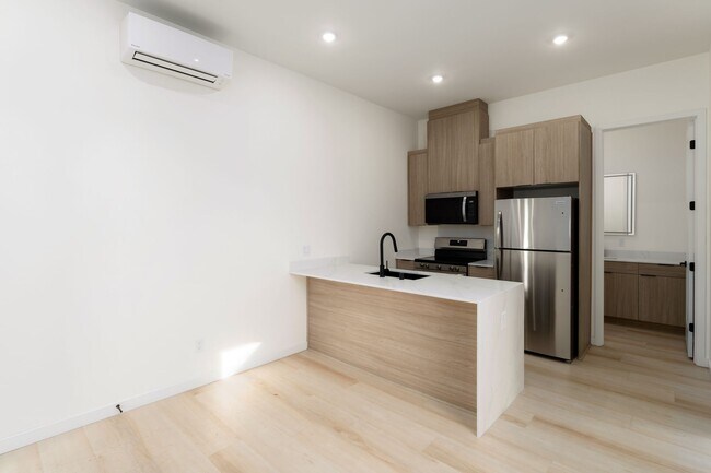 Photo - Private yard, Beautiful View, Newly Built Unit 4607 Almayo Ave. 11