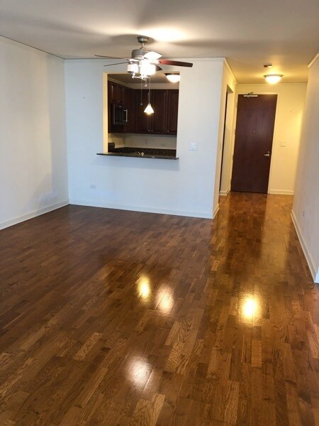 Photo - 420 E Waterside Dr Unit 807