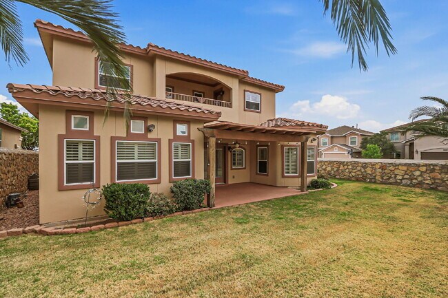Photo - 3 bed 4 bath corner custom built 2 story home