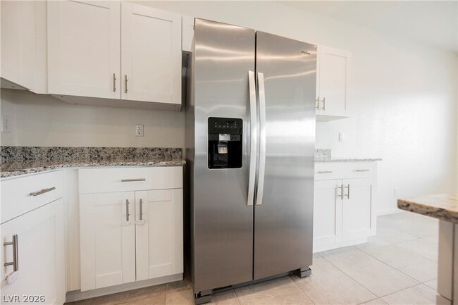 Photo - 402 Larksong Ave